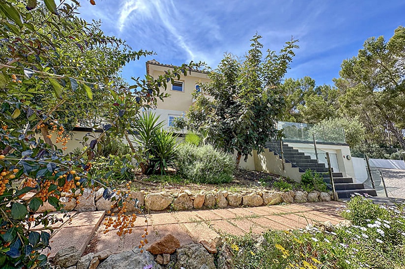 Geräumige Villa im mediterranen Stil in Sol de Mallorca