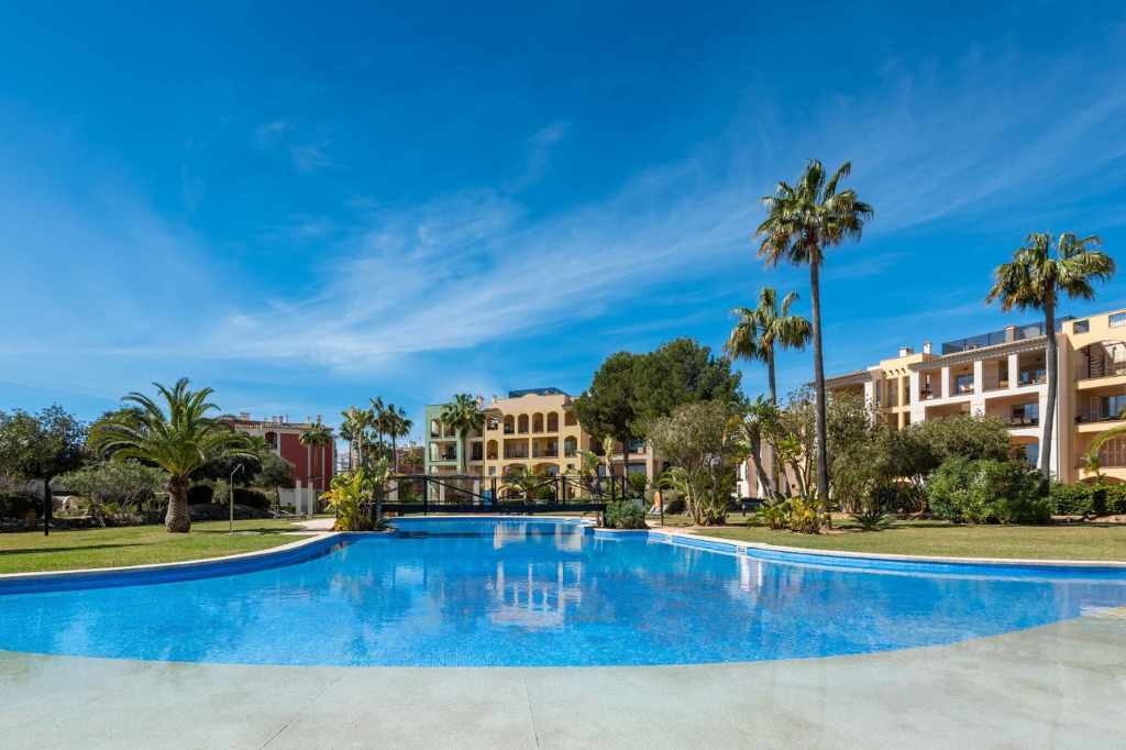 Entdecken Sie Mallorcas erstklassige Wohnkomplexe nach Investitionsmöglichkeiten