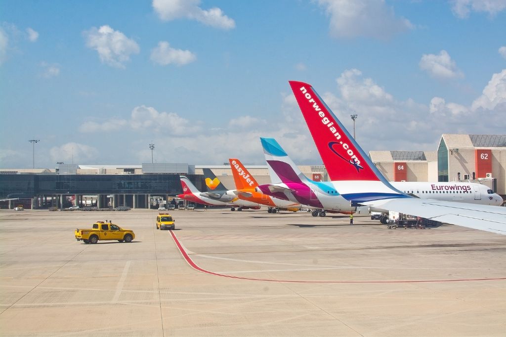 Flugzeuge am Flughafen Palma de Mallorca