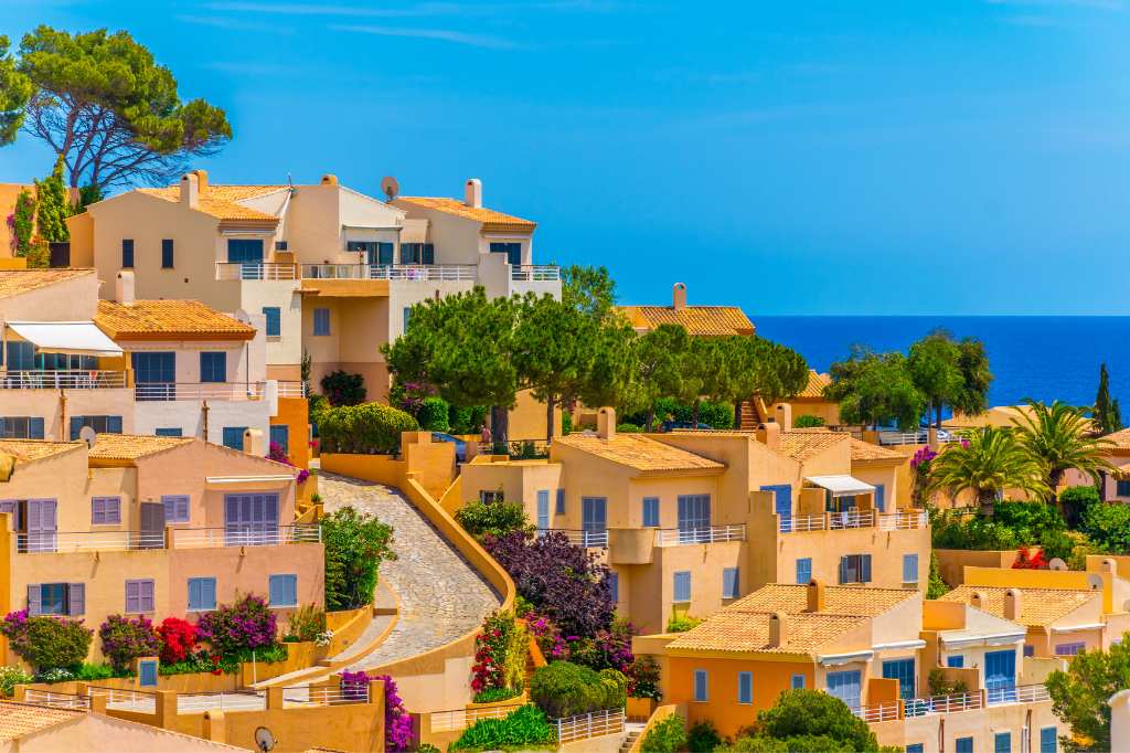 Modern Living: Apartments for Sale in Majorca