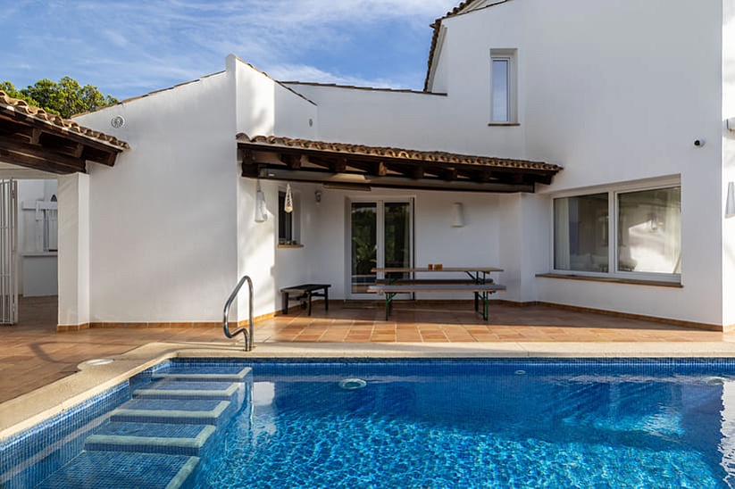 Schöne Familienvilla mit Pool und nahe am Meer in Santa Ponsa