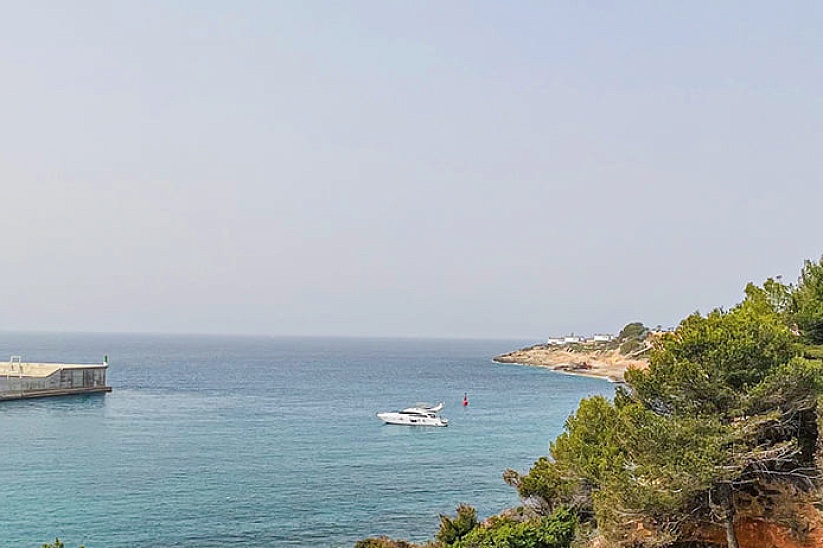 Apartment in erster Meereslinie in Port Adriano, El Toro