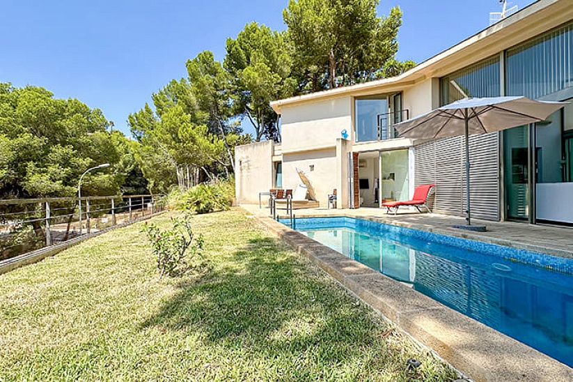 Einzigartiges Einfamilienhaus mit Pool zum Verkauf in Costa de la Calma