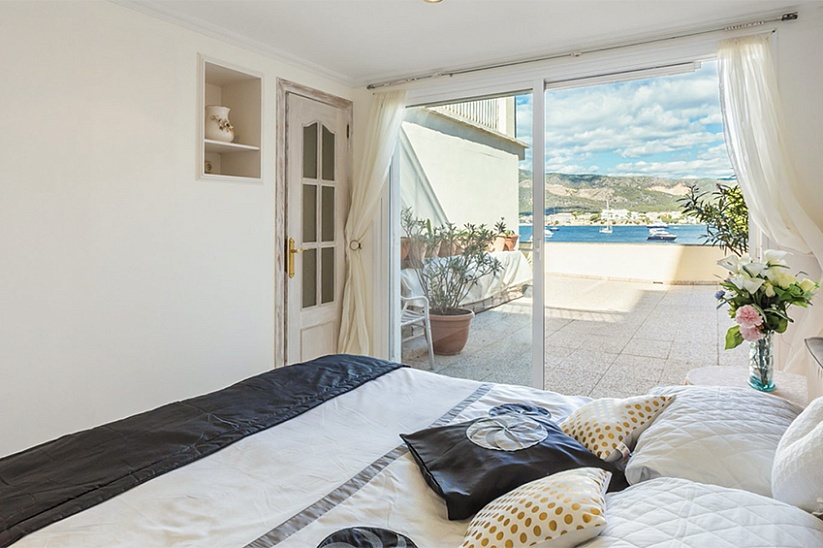 2-Zimmer-Wohnung mit Panoramablick auf das Meer in Torrenova