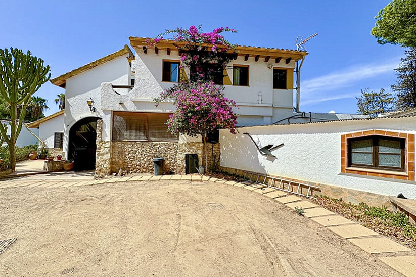 Charmante traditionelle Finca mit zentraler Lage und Gästehaus in Costa de la Calma