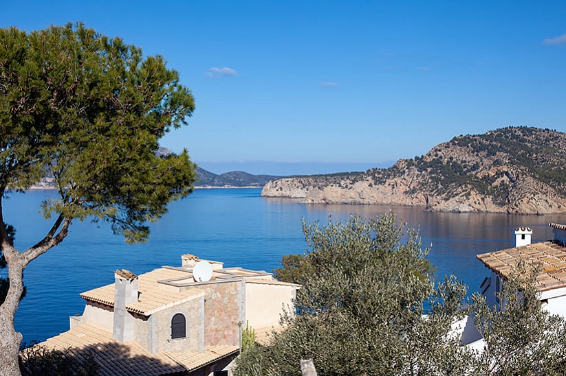 Luxuriöse mediterrane Villa mit Meerblick in Port Andratx