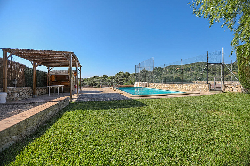 Traditionelle Finca mit Pool und Tennisplatz im Son Macia