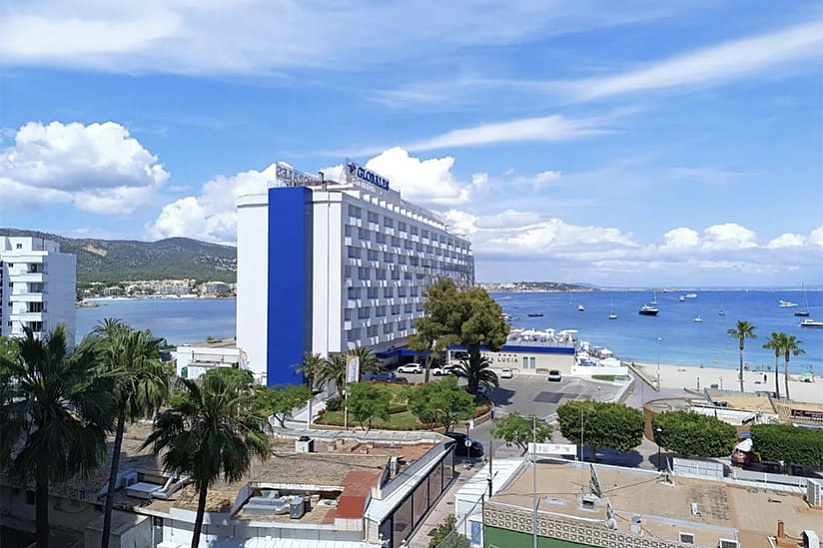 Apartment mit Meerblick zur Renovierung in Palmanova