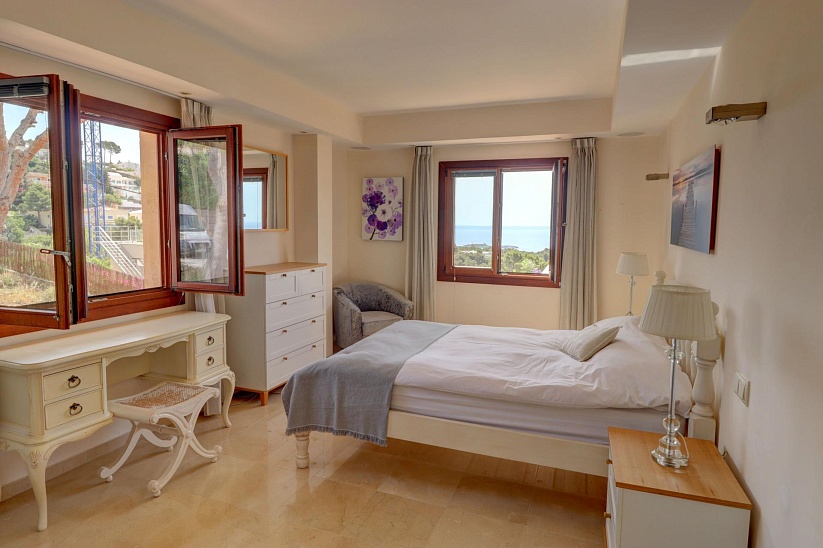 Villa mit 5 Schlafzimmern und Meerblick in Costa d'en Blanes