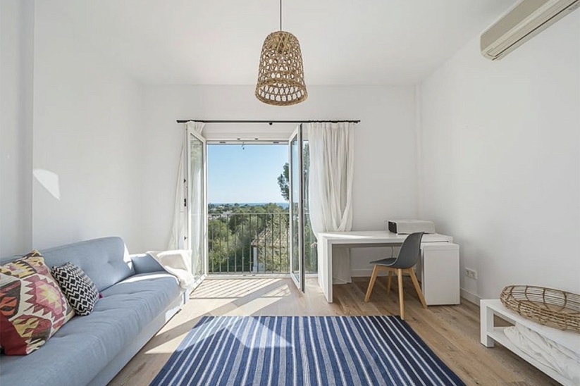 Moderne Villa mit Meerblick zum Verkauf in Bendinat