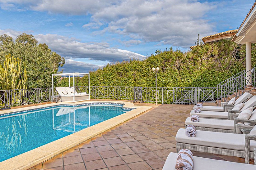 Geräumige Villa im mediterranen Stil mit Meerblick in Santa Ponsa