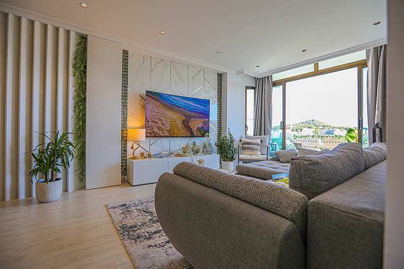 Luxuriöse 2-Zimmer-Wohnung mit Meerblick in Santa Ponsa