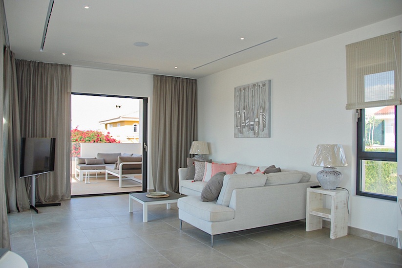 Tolle Villa in modernem Stil mit Meerblick in Sa Torre