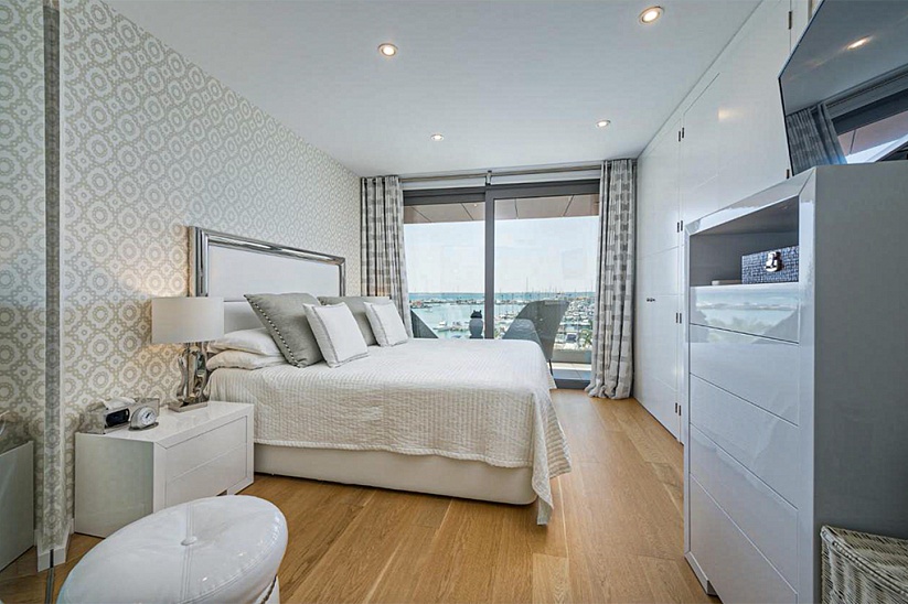 Moderne Wohnung mit fantastischem Meerblick in Port of Alcudia