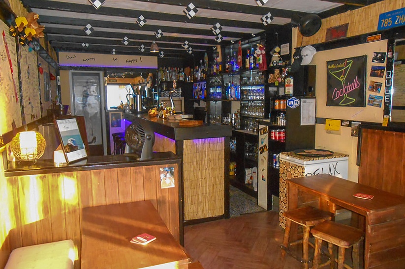 Beliebte Bar im Touristenzentrum von Paguera