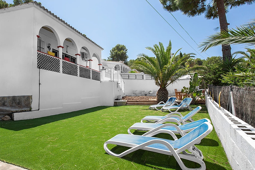 Neue Villa im modernen Stil in einer ruhigen Gegend an der Costa de la Calma