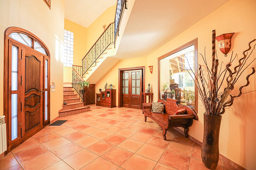 Klassische Villa mit 4 Schlafzimmern in einer ruhigen Gegend in El Toro