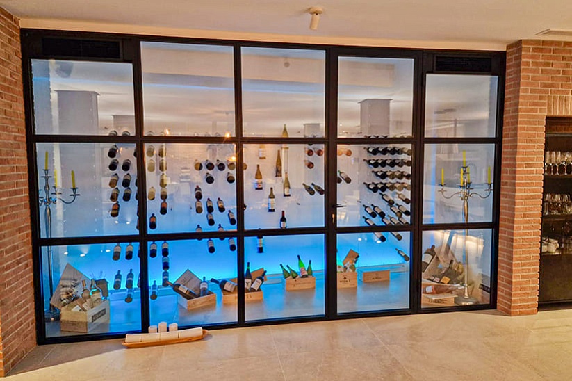 Moderne Designer-Luxusvilla mit einzigartigem Pool und atemberaubender Aussicht in Santa Ponsa