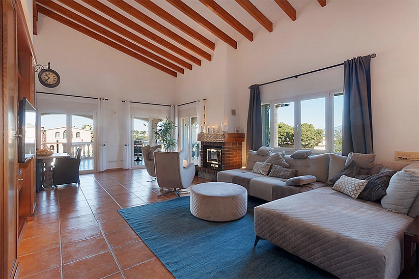 Luxuriöse Villa im mediterranen Stil in einer prestigeträchtigen Gegend in Nova Santa Ponsa