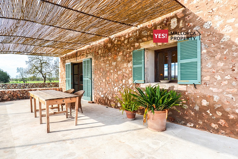 Zu verkaufen einzigartige Villa in Campos (Mallorca). Großes Grundstück im Eigentum. Wohnfläche 400 qm
