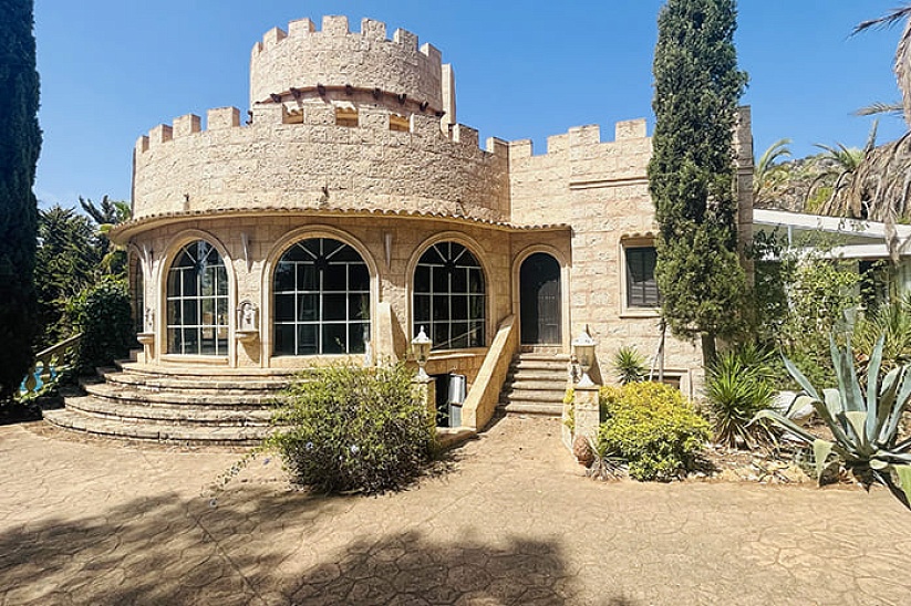 Elegantes Finca umgeben von wunderschöner Natur in der Nähe von Llucmajor