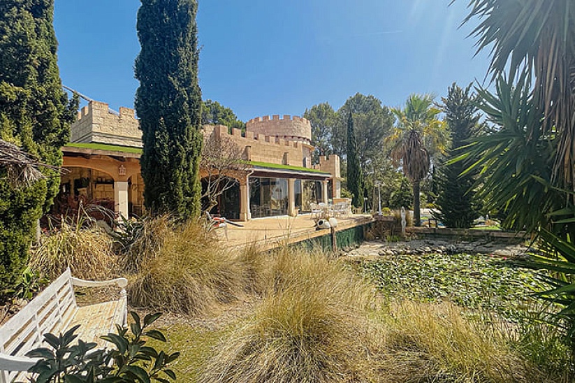 Elegantes Finca umgeben von wunderschöner Natur in der Nähe von Llucmajor