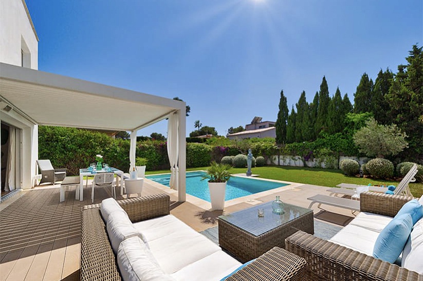 Exquisite Villa mit Garten und Pool in El Toro