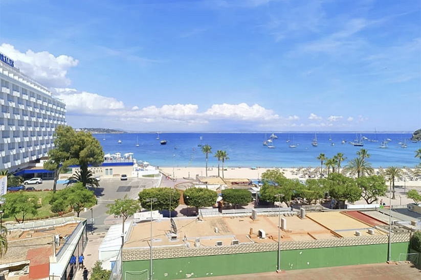 Apartment mit Meerblick zur Renovierung in Palmanova