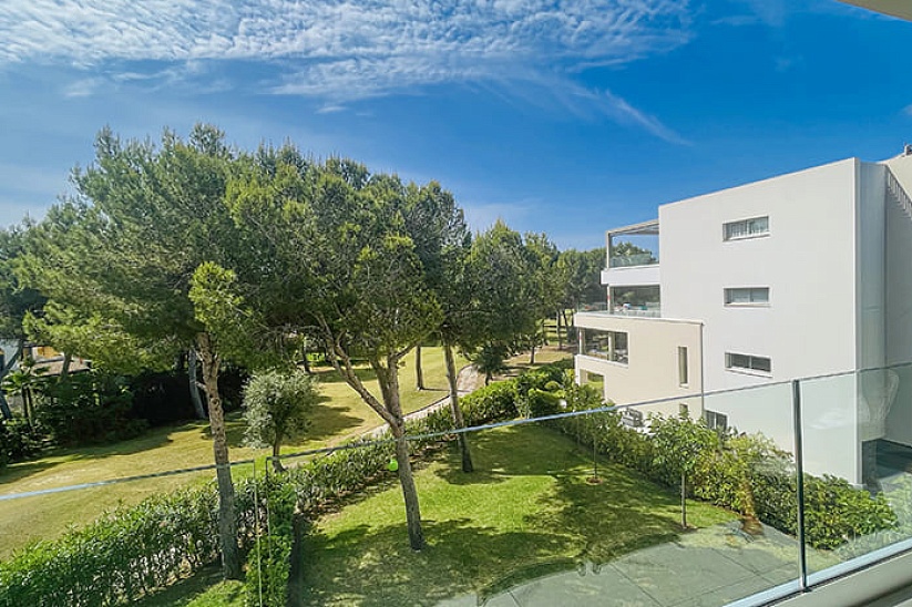 Ausgezeichnete moderne Wohnung in einer Luxusresidenz in Nova Santa Ponsa