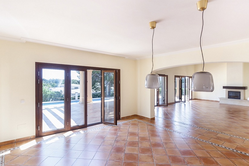5 Schlafzimmer Villa im klassischen Stil zu verkaufen in Nova Santa Ponsa