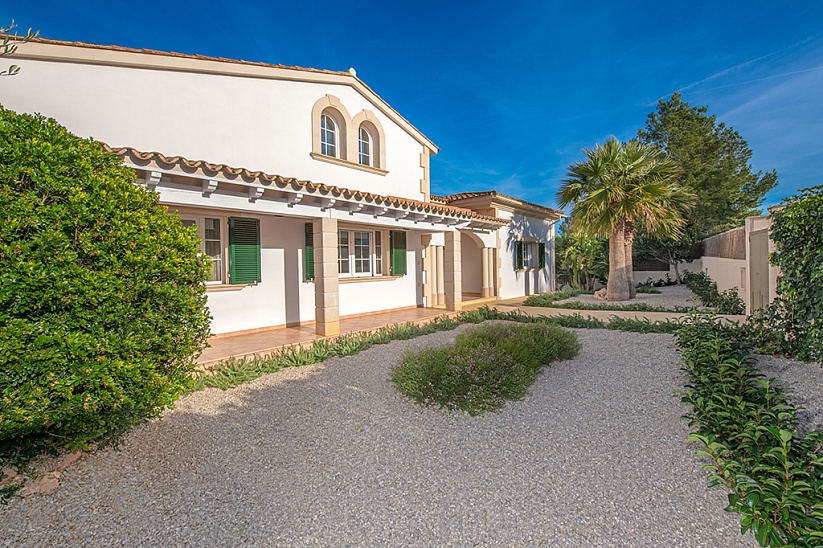 Luxusvilla in einer prestigeträchtigen Gegend in Santa Ponsa