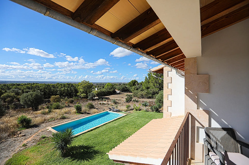 Großes Familienhaus mit Swimmingpool in der Nähe von Palma, in Puntiro