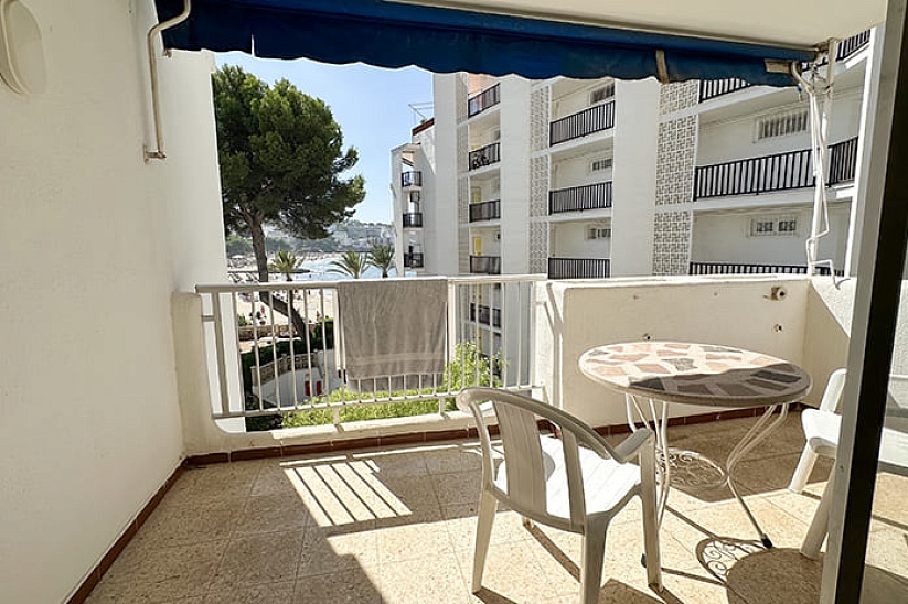 Apartment mit direktem Zugang zum Hauptstrand in Santa Ponsa