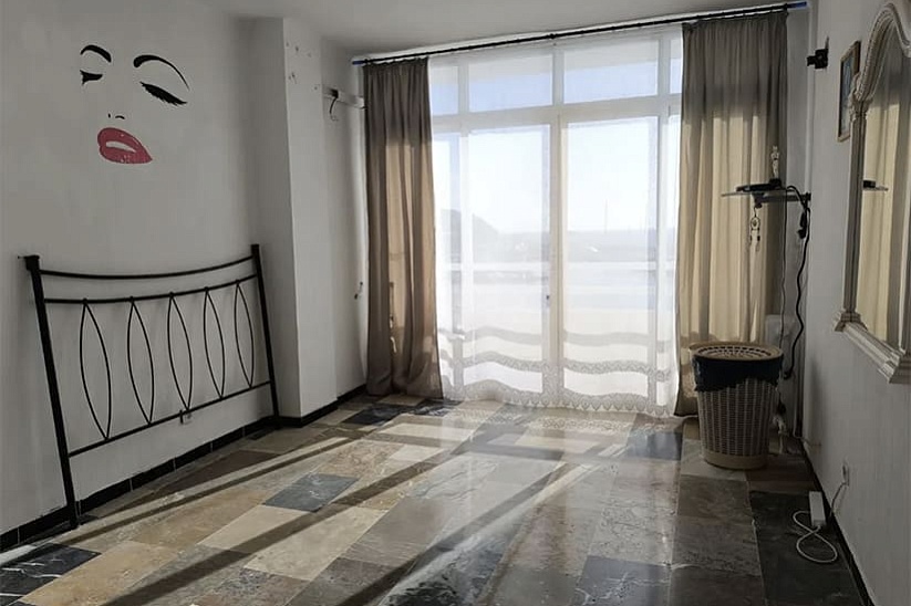 Apartment in erster Meereslinie in Port Adriano, El Toro