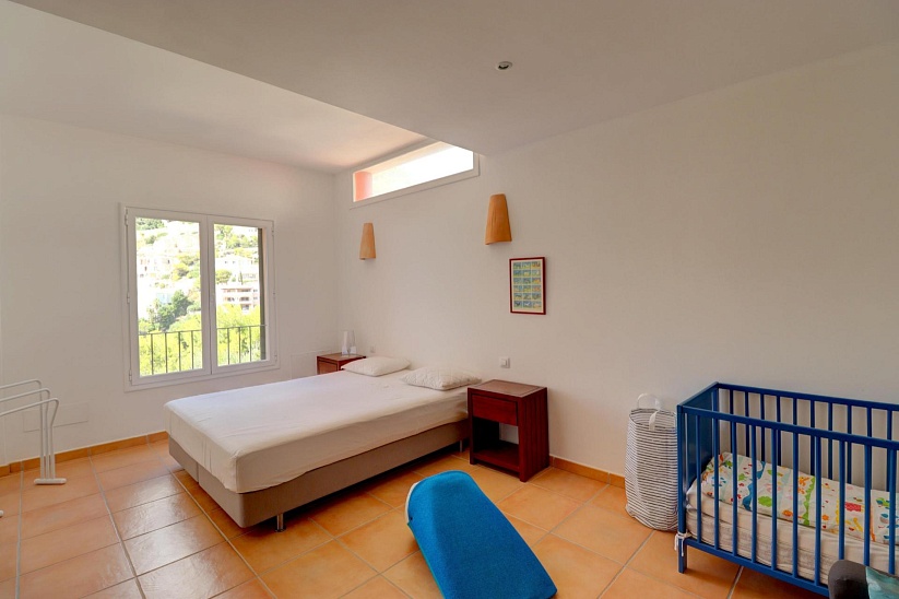 Villa mit 3 Schlafzimmern und Meerblick in Port d'Andratx