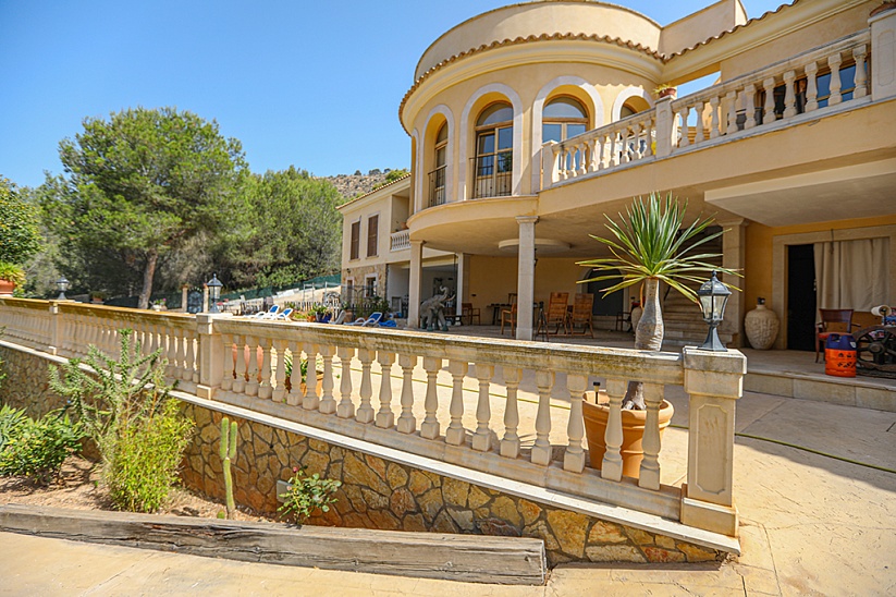 Luxusvilla in einer ruhigen, angesehenen Gegend von Paguera