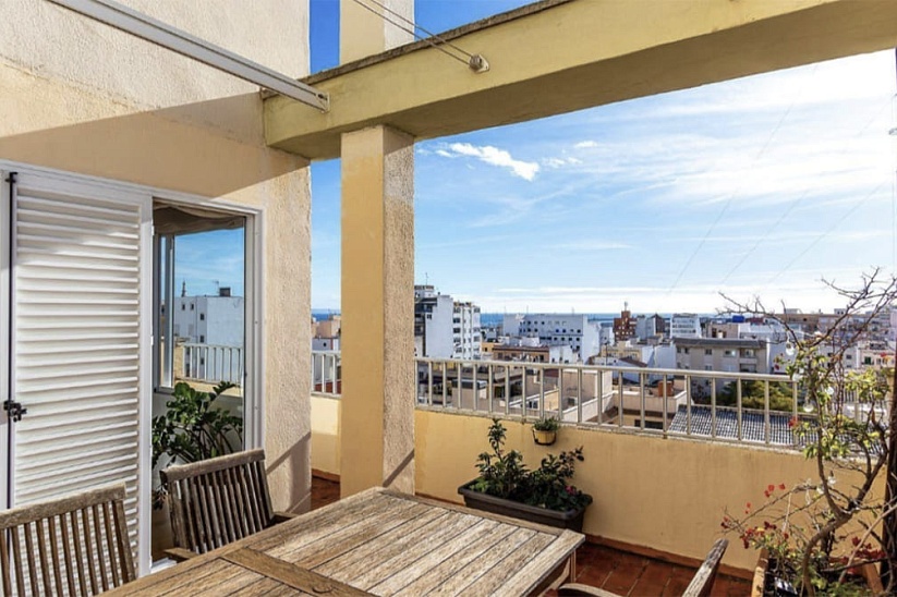 Penthouse mit herrlichem Panoramablick in Palma