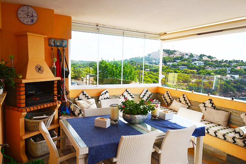 Diese schöne Wohnung mit fantastischem Meerblick in Santa Ponsa