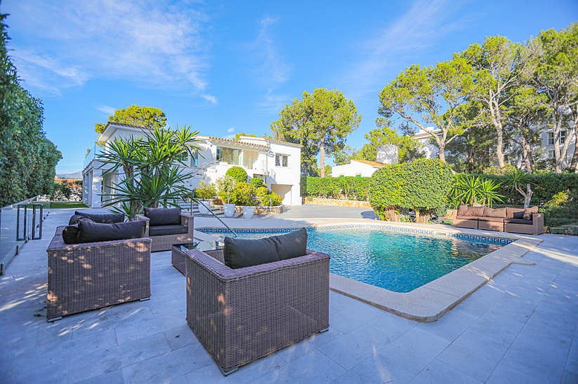 Schöne neue Villa mit Meerblick in Nova Santa Ponsa