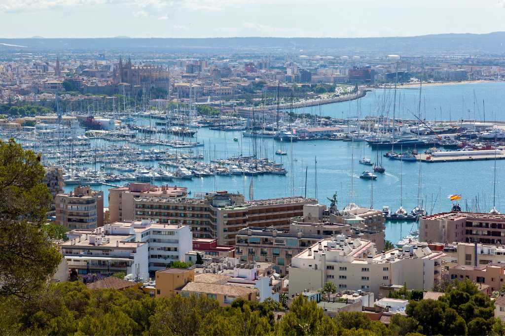 Die Residenz liegt in der Nähe des Hafens und des Zentrums von Palma de Mallorca