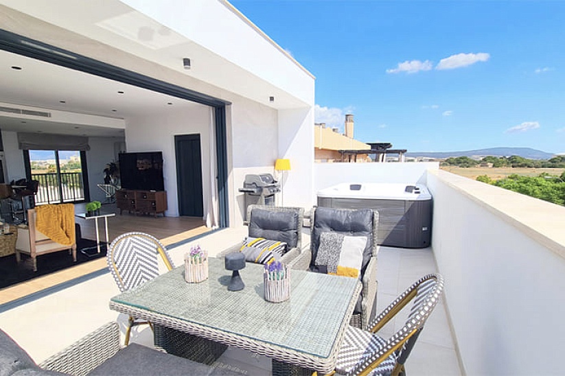 Neues Duplex-Penthouse mit fantastischem Panoramablick in Portixol, Palma