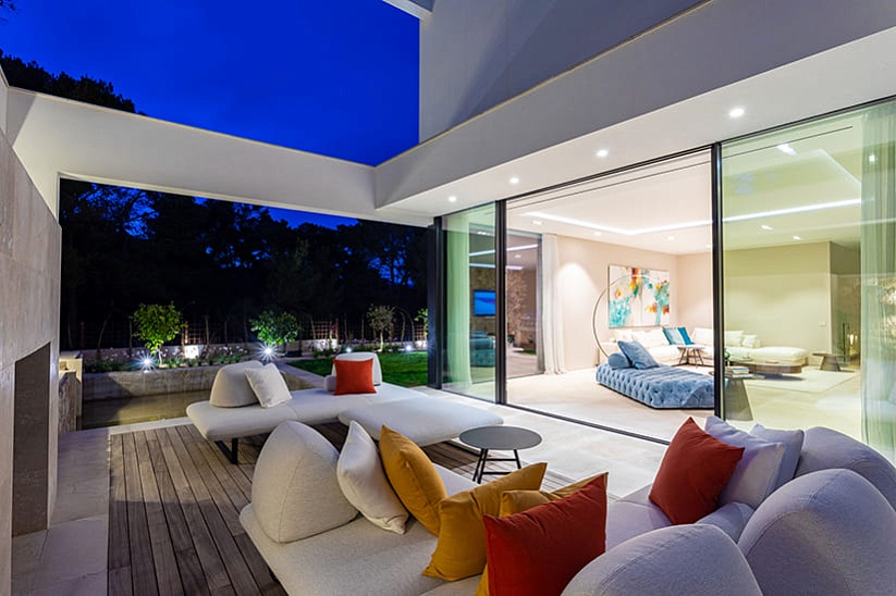 Beeindruckende neue Villa in luxuriöser Lage in Santa Ponsa
